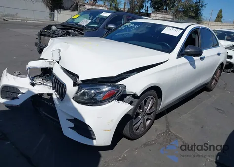 2020 Mercedes-Benz E 450 4Matic z USA, uszkodzony, nr VIN WDDZF6JB9LA727120